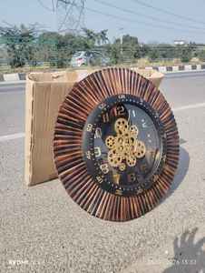 Reloj de pared de madera vintage - Product Image 2