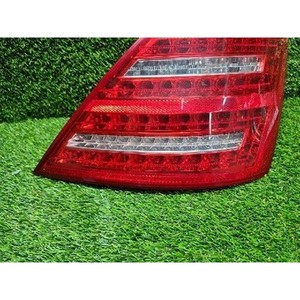 ไฟท้ายด้านซ้าย (ด้านคนขับ) ของรถเบนซ์ S-class มือสอง รุ่น A2218200564 - Product Image 3