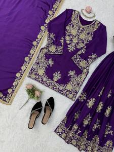Women <b>Red</b> <b>Silk</b> Salwar Kameez With Gold Embroidery Traditional Indian Wedding Wear Floor-Length Regular Fit - Product Image 5