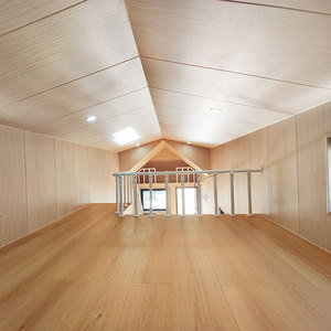 Casa Modular Pequeña de Acero sobre Ruedas, Remolque Prefabricado Moderno, Cabaña Móvil con Cocina, Baño y Espacio de Vivienda - Product Image 3