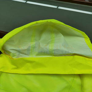 Breathable Eco-Friendly Quick Dry <b>Canvas</b> Hooded Quilted Safety <b>Jacket</b> for Men with Custom Logo - Product Image 5