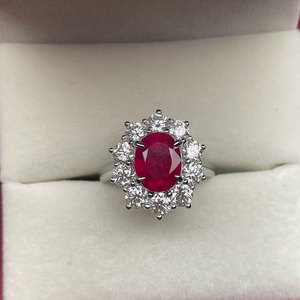 Anillo de Diamantes con Halo Ovalado en Color Rosa Rubí, Cuatro Garras, Plata de Ley, Joyería de Moda para Novia - Product Image 5