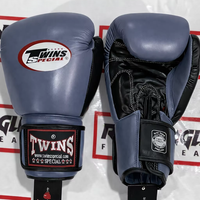 Gants de Muay Thai Twins de haute qualité, logo et design personnalisés, gants de boxe Twins pour l'entraînement et le sparring, gants de boxe MMA.