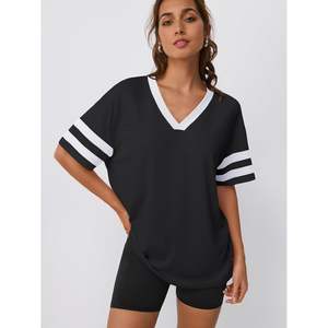 Camisetas de gran tamaño Queen de moda para mujer, camisetas de verano de entrenamiento transpirables con cuello de pico de manga corta, camisetas de bloque de Color Y2K holgadas informales - Product Image 5