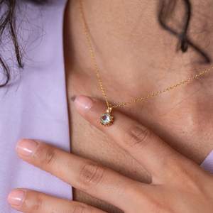 Collier en argent sterling 925 plaqué or 14 carats avec topaze bleue naturelle en forme d'étoile, pendentif pierre de naissance de décembre, cadeaux pour la fête des mères et les anniversaires - Product Image 5