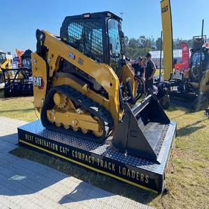 Potente cargadora compacta CAT 255 con motor y bomba diseñados para trabajos pesados con una durabilidad y eficiencia excepcionales. - Product Image 4