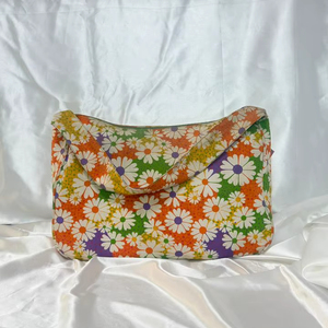 กระเป๋าผ้าลายดอกไม้ - Product Image 1