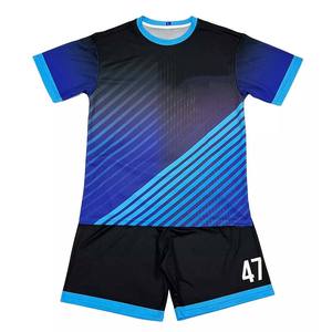 Conjunto de Uniforme de Fútbol 7v7 Sublimado Personalizado, Jersey y Pantalones Cortos Transpirables de Secado Rápido, Traje Deportivo Profesional para Equipos - Product Image 1