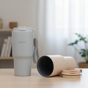 Botella de Vacío MARU MRTH-620 Ligera de 620 ml/20 oz, Doble Pared, SUS 304, Revestimiento de Cerámica de Titanio, Aislamiento Térmico de 6-12 Horas - Product Image 1
