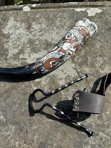 Cuerno para beber de 500 ml, tallado a mano, original, auténtico cuerno vikingo para cerveza y hidromiel, de PERFECT ENTERPRISES - Product Image 3