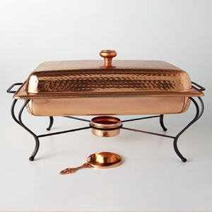 Chafing dish de style industriel martelé sur un support noir robuste à double niveau. Robuste et élégant pour hôtel, restaurant, mariage, fête ou maison - Product Image 2