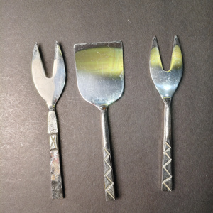 Juego de Cubiertos de Acero Inoxidable de 3 Piezas con Mango Geométrico Clásico, Ecológico y Ligero, Tenedor para Cortar en Frío, Mini Espátula, Juego de Buffet - Product Image 5