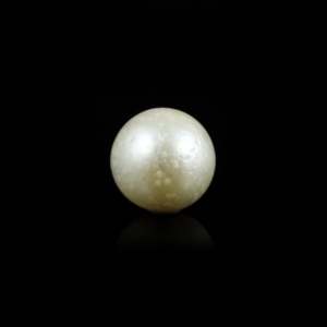 Loose Pearl 10.1 Carat Stunning Gemstone for Fine Jewelry - Product Image 1
