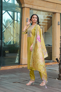 Most Selling Yellow Cotton Silk <b>Kurtis</b> for Office and Regular Wear at Wholesale Price Casual Dresses Kurti - Product Image 2