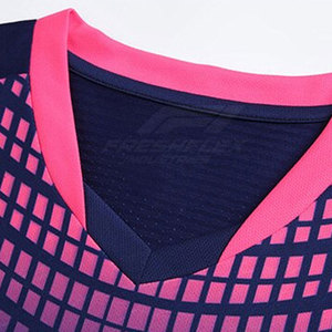 Tenue de football unisexe sur mesure de qualité supérieure, respirante, pour adultes, vêtements d'entraînement, prix bas, 100% polyester, en gros - Product Image 4