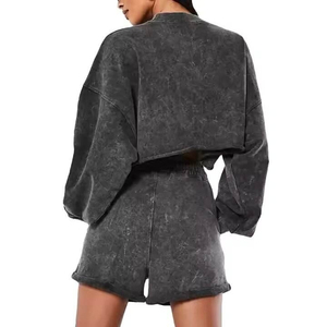 Sweat-shirts respirants pour femmes, effet délavé, manches longues, look vintage usé, coupe ample et courte, pull épais pour l'hiver - Product Image 5