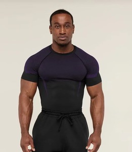 Fabricant de T-shirts de Compression Personnalisés – T-shirts de Sport et Fitness en Polyester Spandex à Séchage Rapide – OEM ODM Marque Privée Faible MOQ Vente en Gros - Product Image 6