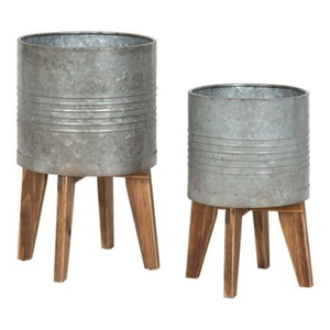 Pot de fleurs décoratif en métal galvanisé et bois pour intérieur/extérieur, avec support en bois naturel, pour la maison et le jardin. - Product Image 1