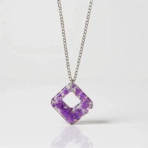 Collar de Corazón de Resina Crystal Love, Colgante de Corazón Eterno de Resina, Collar Romántico con Dije de Corazón de Resina, Artesanía de Resina - Product Image 4