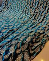 Tissu brodé à carreaux perlés pour robes de mariée et accessoires vestimentaires - Fourniture personnalisée 100% polyester écologique