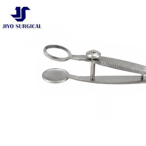 Jiyo Surgical Co. LC-6543 Pince à chalazion professionnelle de style Lambert 3 5/8 pouces Instrument chirurgical ophtalmique à blocage par le pouce - Product Image 2