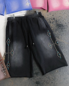 Pantalones Cortos de Mezclilla Personalizados para Hombre con Gráfico de Esqueleto, Estilo Vintage, Lavado Ácido, Jorts de Mezclilla de Alta Calidad con Diamantes de Imitación en la Costura Lateral, Ropa Urbana - Product Image 4