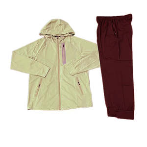 Conjunto Deportivo Personalizado de Nylon con Cordón Ajustable, Diseño Moderno, Tela Ligera de Alta Calidad, Ropa Deportiva Informal - Product Image 4