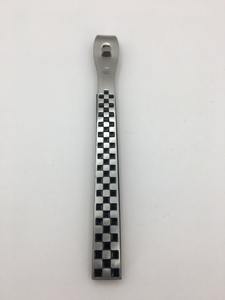 ชุดเครื่องมือบาร์ดีไซน์ลายตารางแบบร่วมสมัย สีเงิน เหมาะสำหรับตกแต่งบาร์ที่บ้าน จัดแสดง และงานปาร์ตี้ ขายส่งจากอินเดีย - Product Image 3