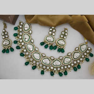 Gold Plated <b>Kundan</b> and Beads Fine <b>Jewelry</b> Necklace Set 10581418GR - Product Image 6