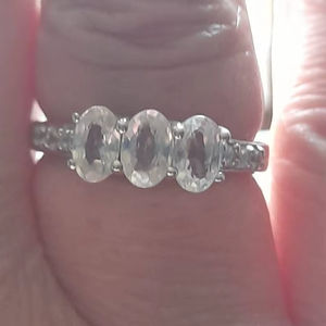 Anillo de Plata de Ley con Cuarzo Óptico, Joyería Artesanal con Piedras Preciosas, Diseño Elegante para Mujer, Venta al Por Mayor para Exportación - Product Image 1