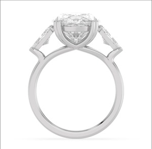 Anillo de Compromiso Premium de Oro Rosa de 18K con Diamante de Corte Esmeralda Creado en Laboratorio, 8.17 CTW - Product Image 4