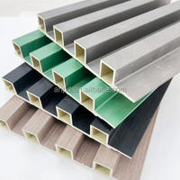 Paneles de pared Curve PVC Función impermeable Hoteles Salas de estar WPC
