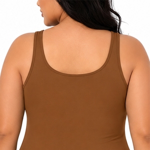 Débardeur personnalisé pour femme grande taille avec impression de logo, débardeur décontracté d'été pour le fitness, tissu respirant et doux, débardeur sur mesure pour femme - Product Image 5