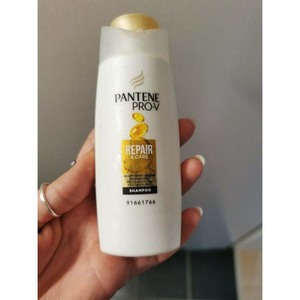 Champú Pantene Fórmula Nutritiva Diaria para Reparación del Cabello y Control del Frizz para un Cabello con Apariencia Saludable - Product Image 2