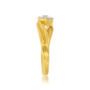Bague de fiançailles élégante en or jaune avec diamant solitaire pour femme, coupe ronde brillante, bague de mariage minimaliste - Product Image 3