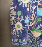 Nouvelle arrivée : veste Suzani Chapan en velours tricoté brodé à la main, matelassée, florale, doublure en coton d'hiver, respirante, écologique