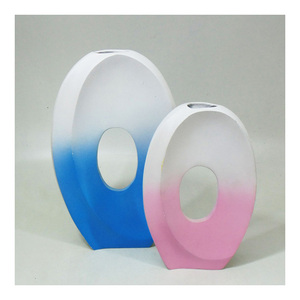 Jarrón de Flores de Aluminio de Diseño con Base Elevada para Decoración de Interiores de Hoteles y Hogares de Lujo - Product Image 1