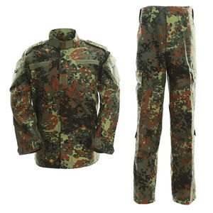 Ensemble de chasse en plein air imperméable et respirant, veste et pantalon camouflage, fabriqué au Pakistan - Product Image 2