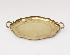 Plateau doré festonné charmant avec gravure délicate sur le thème des roses, idéal pour un service sûr et pratique, disponible au prix de gros. - Product Image 4