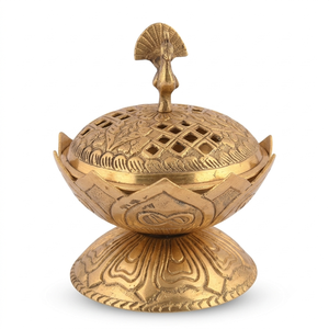 Encensoir en laiton Paon avec base Lotus, couvercle filigrané sculpté, en métal doré, pour Bakhoor et Dhoop, décoratif pour temple - Product Image 1