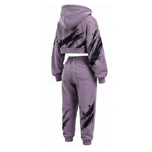 Ensemble de sweats à capuche personnalisés avec tissu confortable, design moderne et style deux pièces assorti pour femmes - Product Image 2