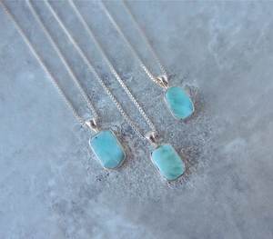 Collar con Colgante de Larimar en Plata de Ley 925, Gema de Larimar Natural, Joyería Fina Hecha a Mano para Mujer, Proveedor Mayorista - Product Image 4