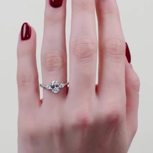 Bague de fiançailles de luxe en or 18K/14K/10K avec diamant ovale de 1,00 ct, bague de mariée à trois pierres, bijoux fins personnalisés en gros - Product Image 2