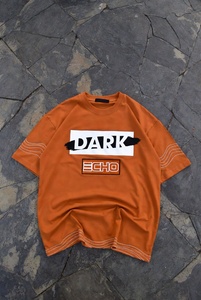 T-shirts pour femmes imprimés numériquement sur toute la surface, style streetwear, 100% polyester, séchage rapide, respirants, logo personnalisé, entraînement estival - Product Image 2