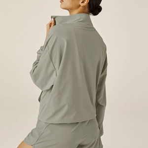 Chaqueta Bomber Corta de Mujer con Media Cremallera, Bolsillo Canguro, Cuello Alto, Manga Larga, Ligera, de Secado Rápido, Spandex/Poliéster - Product Image 2