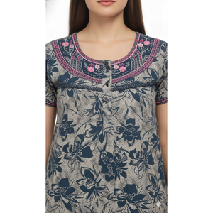 Camisón Largo Estampado Cómodo para Mujer Alpine, Mangas Cortas con Bolsillo Lateral Completo, Ropa de Dormir Suave - Product Image 1