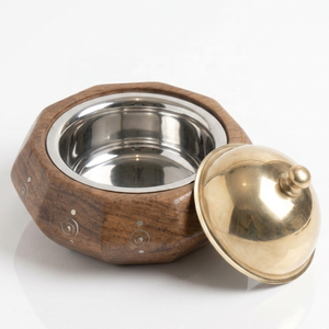 Cazuela octogonal de madera maciza hecha a mano con diseño de incrustaciones metálicas y tapa de cúpula de acero inoxidable Gulf Wholesale - Product Image 3