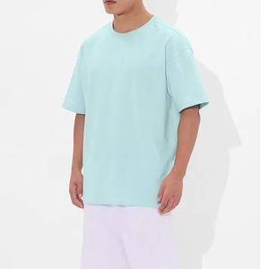 Breathable Low MOQ 100% Cotton Light <b>Weight</b> Unisex Custom Print Logo <b>Blank</b> T Shirt Oversize Men T Shirts Wholesale Summer Wear - Product Image 3