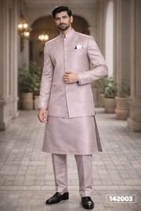 Conjunto de Kurta y Pijama de Diseño para Hombre con Chaqueta Jacquard y Kurta de Seda Satinada - Product Image 6