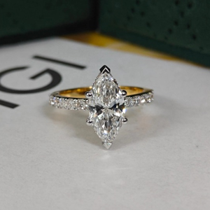 Bague de fiançailles et de mariage en or jaune 14 carats avec diamant de laboratoire taille marquise de 3,20 carats, cadeau de fête, bijoux - Product Image 1
